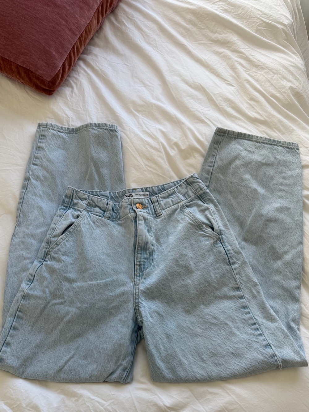 Zara Light wash Straight Leg Jeans
